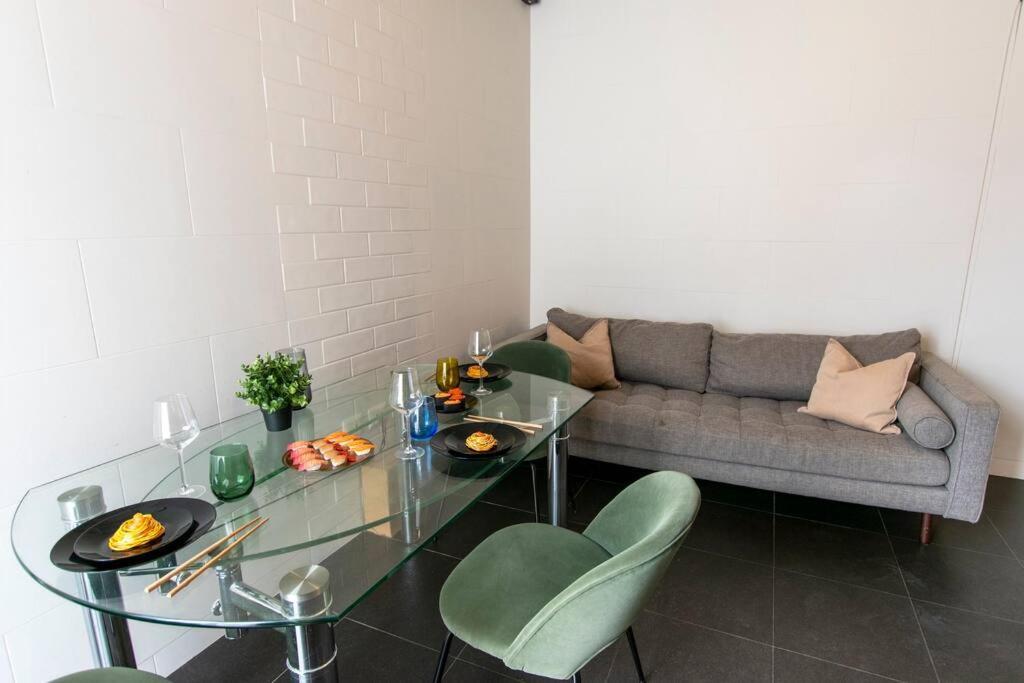 We - Sarpi House - Mailand
